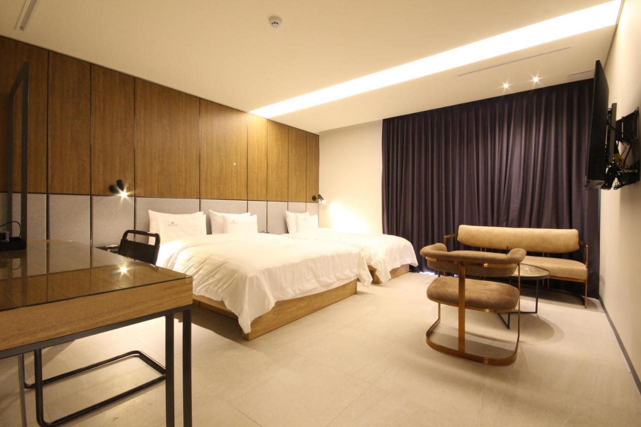 Hotel Eco Stay Jeonju Εξωτερικό φωτογραφία