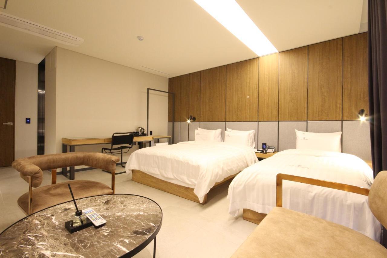 Hotel Eco Stay Jeonju Εξωτερικό φωτογραφία