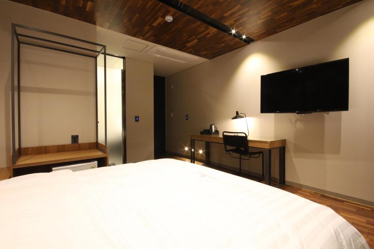 Hotel Eco Stay Jeonju Εξωτερικό φωτογραφία