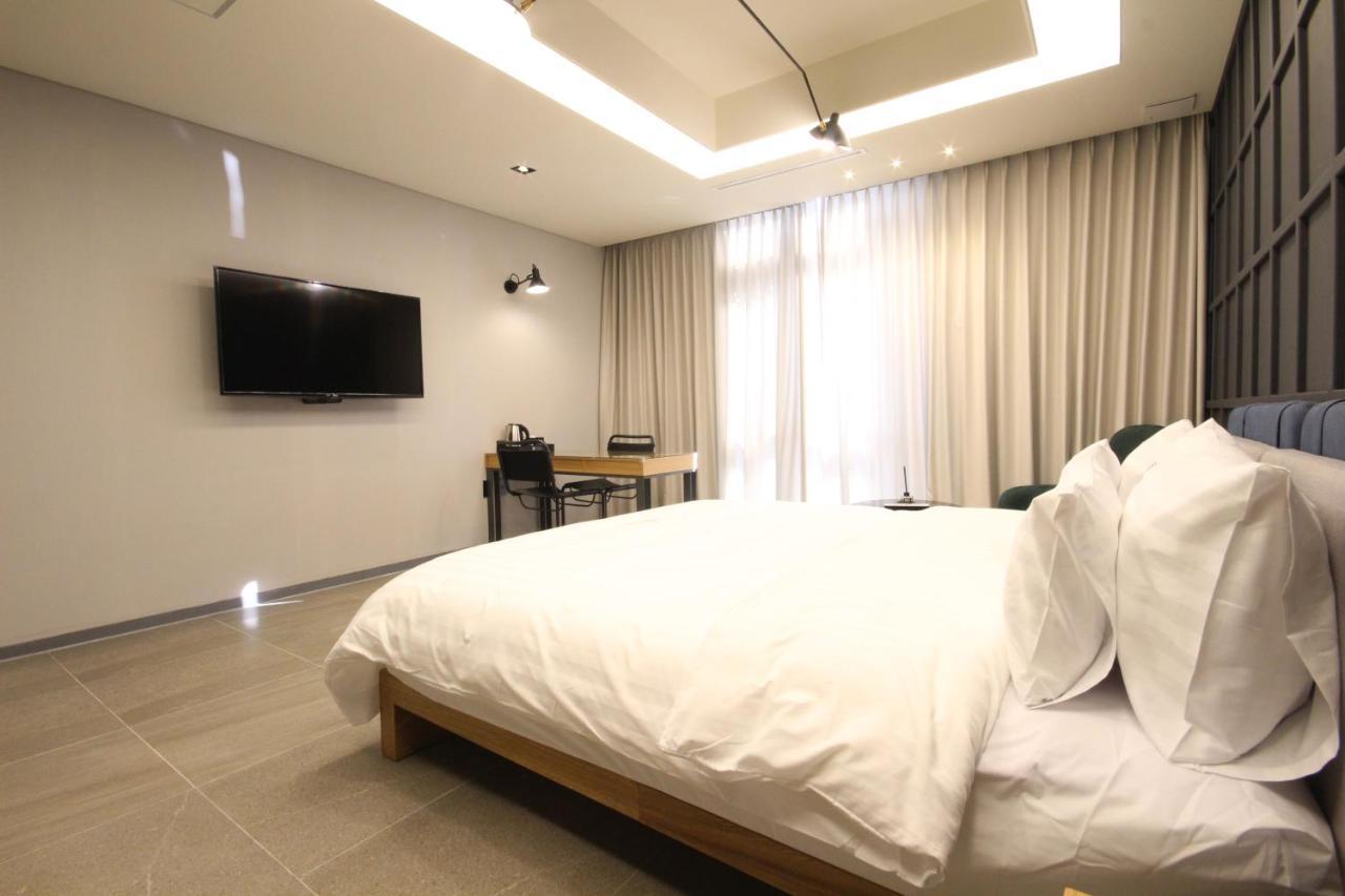 Hotel Eco Stay Jeonju Εξωτερικό φωτογραφία