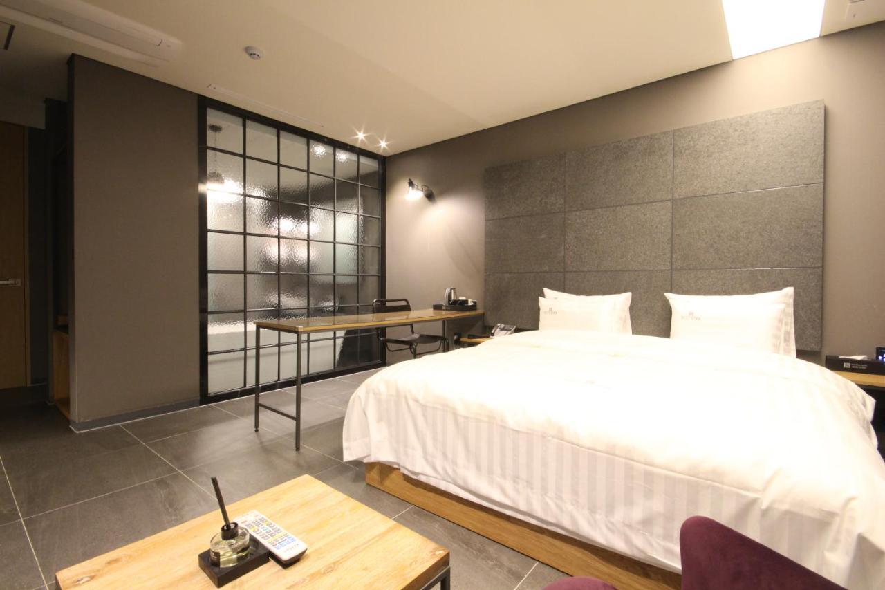 Hotel Eco Stay Jeonju Εξωτερικό φωτογραφία