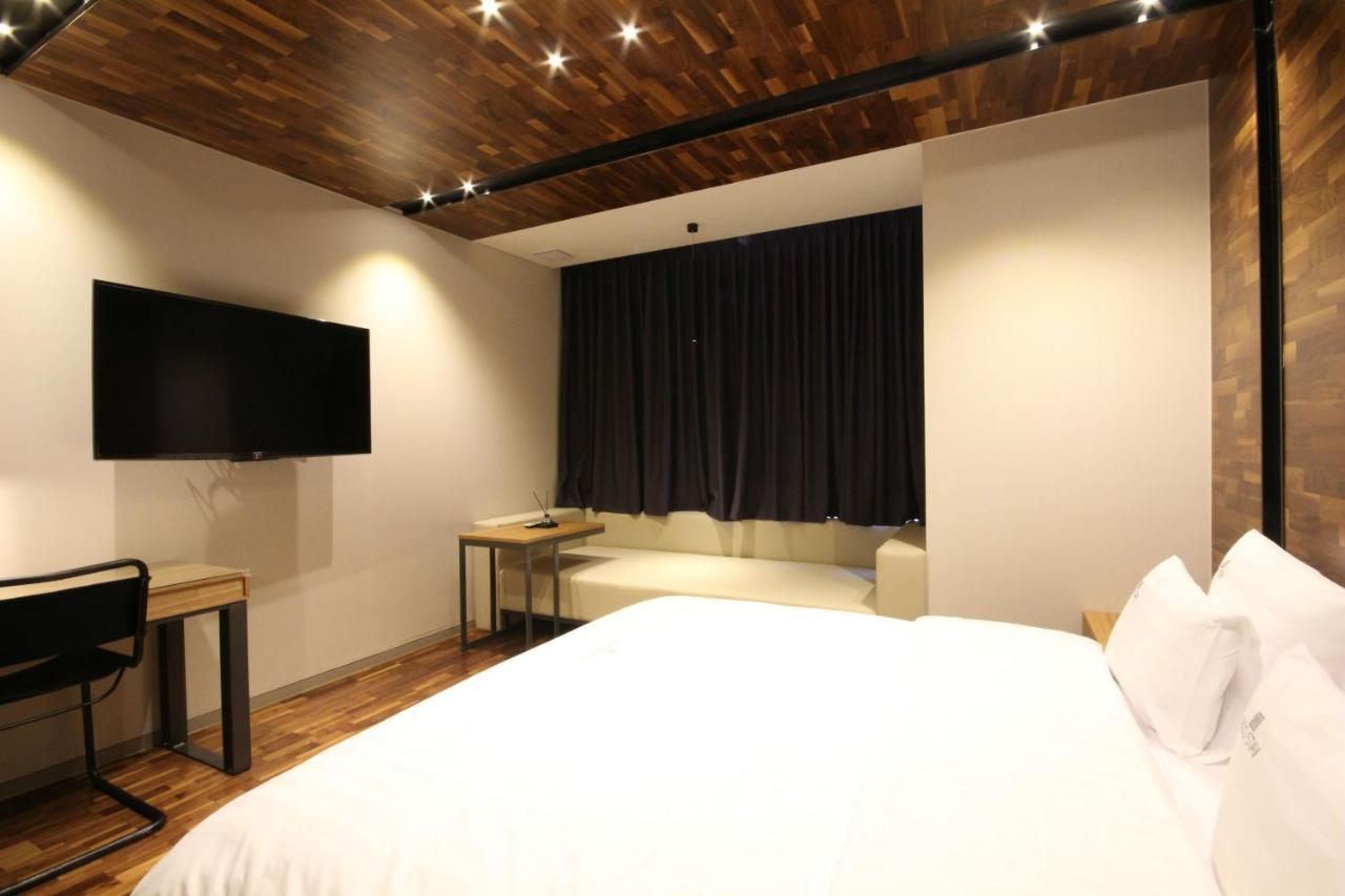 Hotel Eco Stay Jeonju Εξωτερικό φωτογραφία