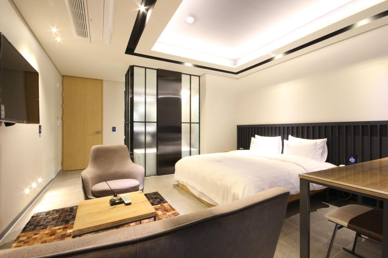 Hotel Eco Stay Jeonju Εξωτερικό φωτογραφία