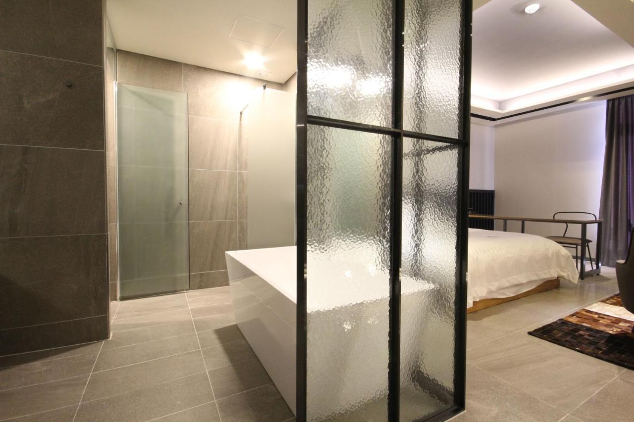 Hotel Eco Stay Jeonju Εξωτερικό φωτογραφία