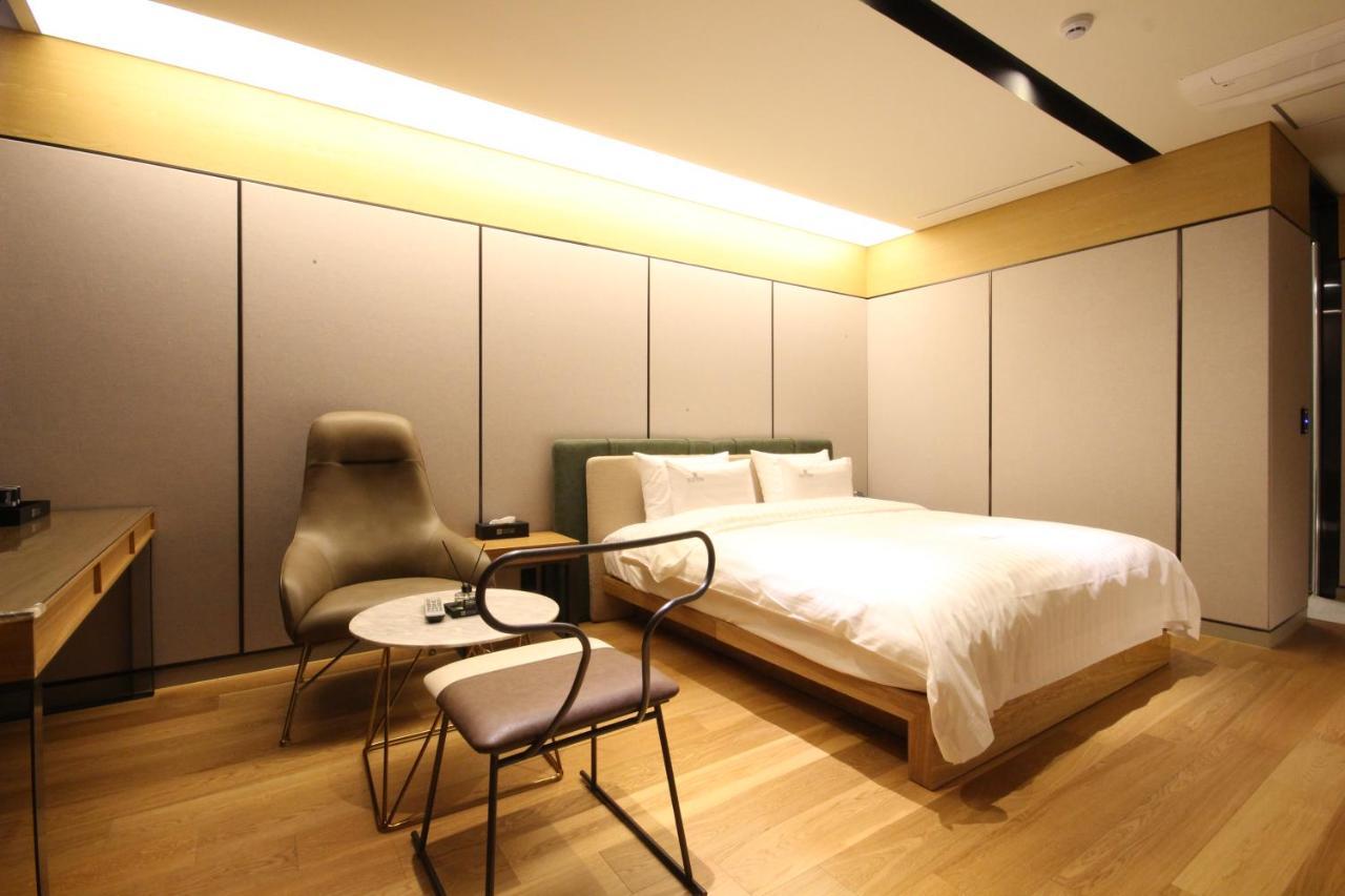Hotel Eco Stay Jeonju Εξωτερικό φωτογραφία